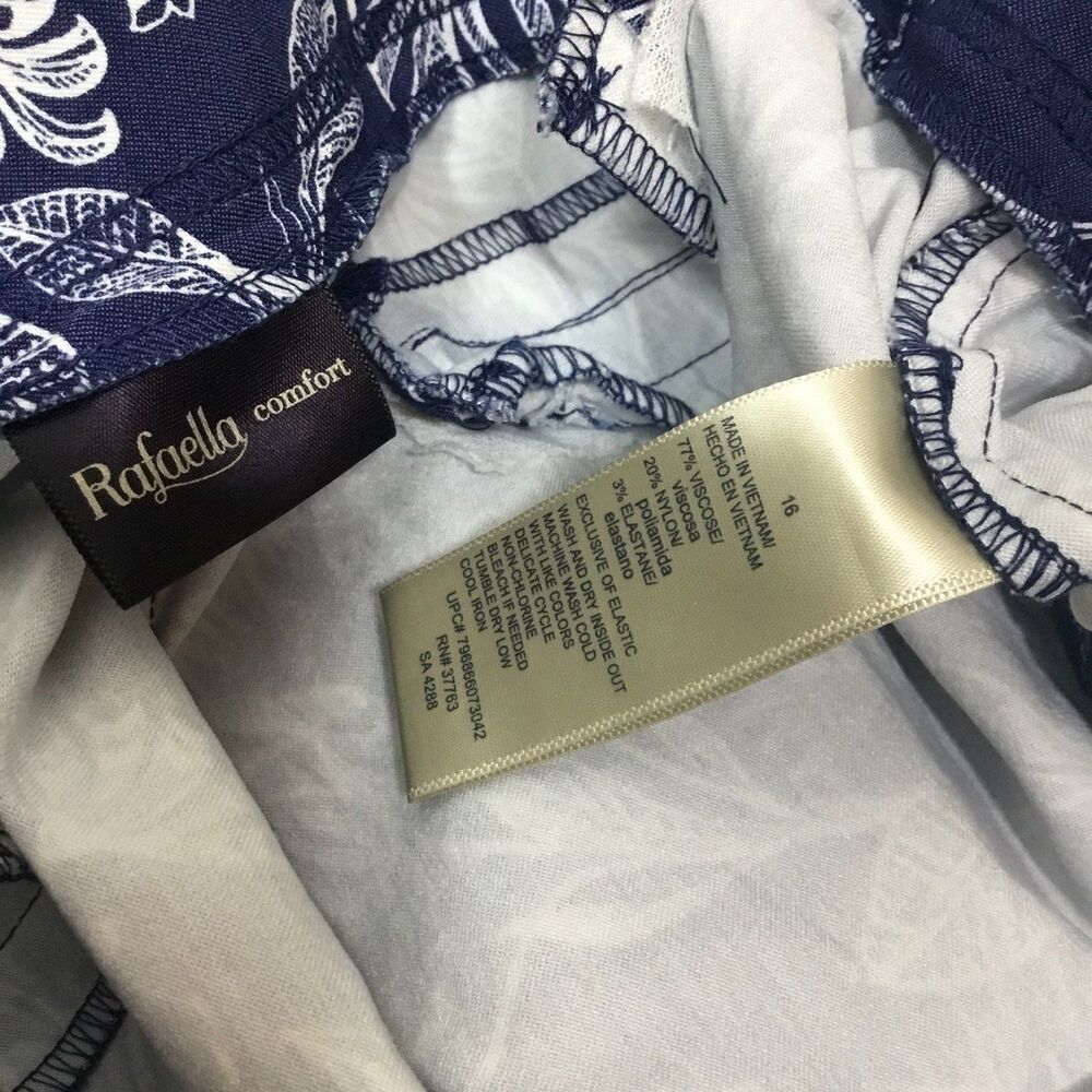 Rafaella comfort pull on capri pants navy blue & white floral pastel waist 36” - Picture 7 of 7